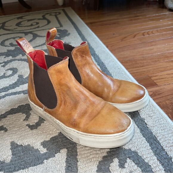 BED STU Whitney High Top Leather Slip-On Sneakers
Distressed Tan Size 6 - Picture 4 of 9